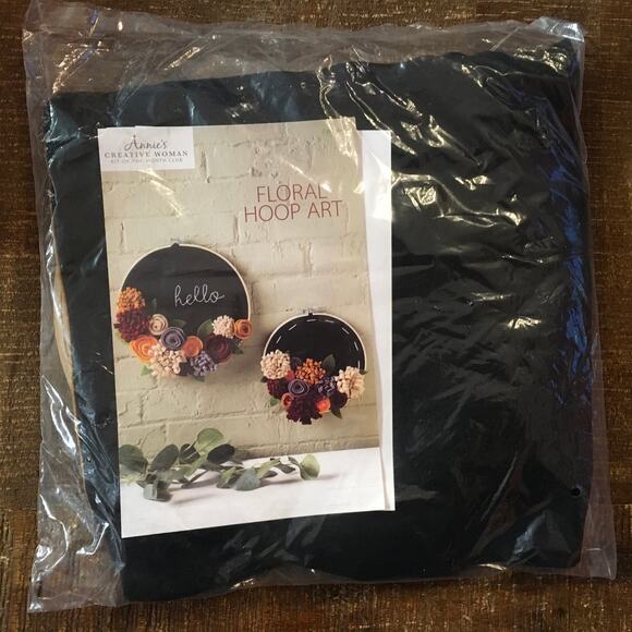 Floral Hoop Art Kit Annies Creative Woman Embroidery Sewing Needlepoint NIP Rose - Picture 2 of 3